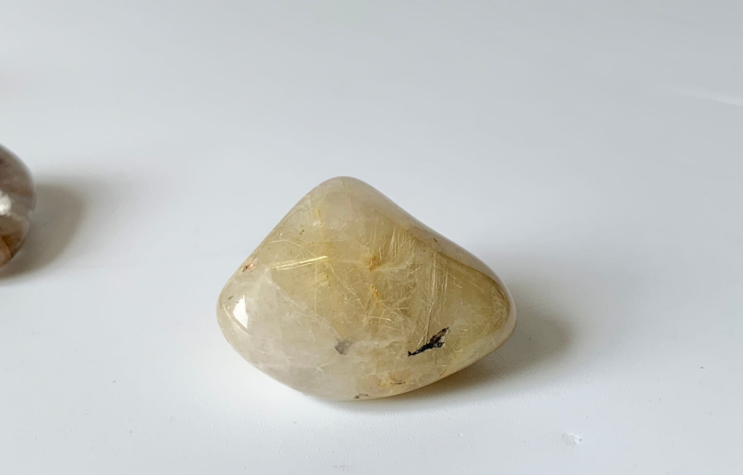 Gold Rutile,  tumble