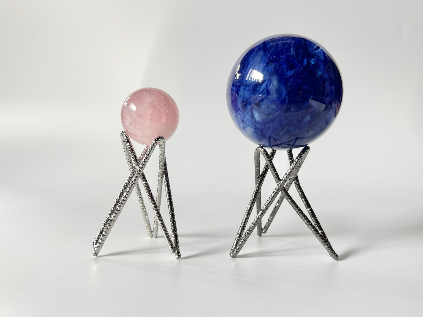 Tripod Sphere Stand, holder