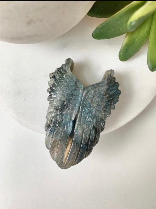 Angel Wing Labradorite Carving, flat