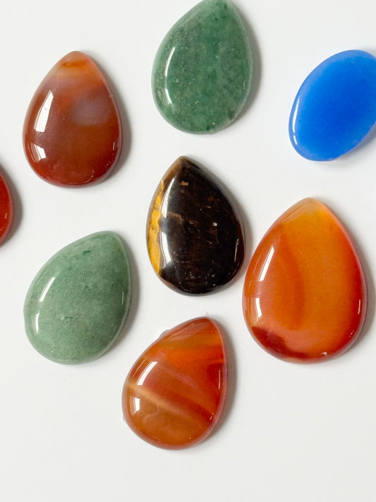 Cabochon