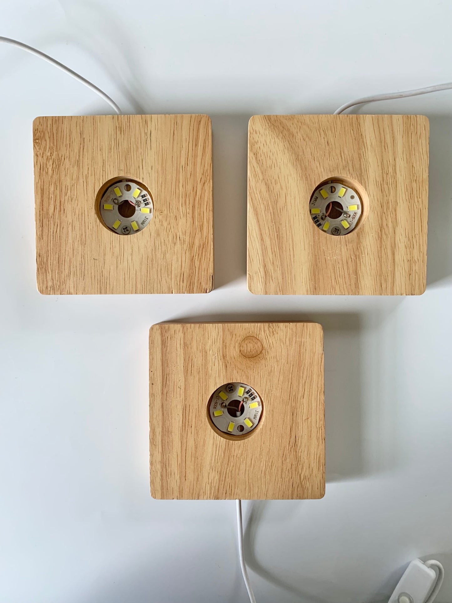 Square Wood LED Light Base, ~4"