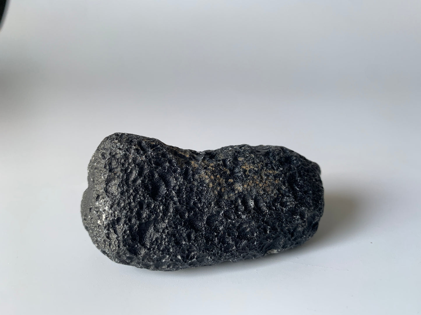 Tektite meteorite debris