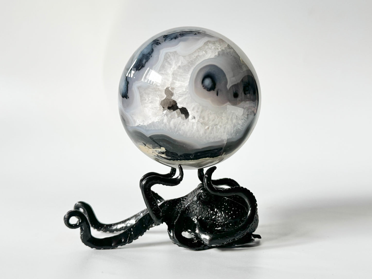 Octopus Sphere Holder