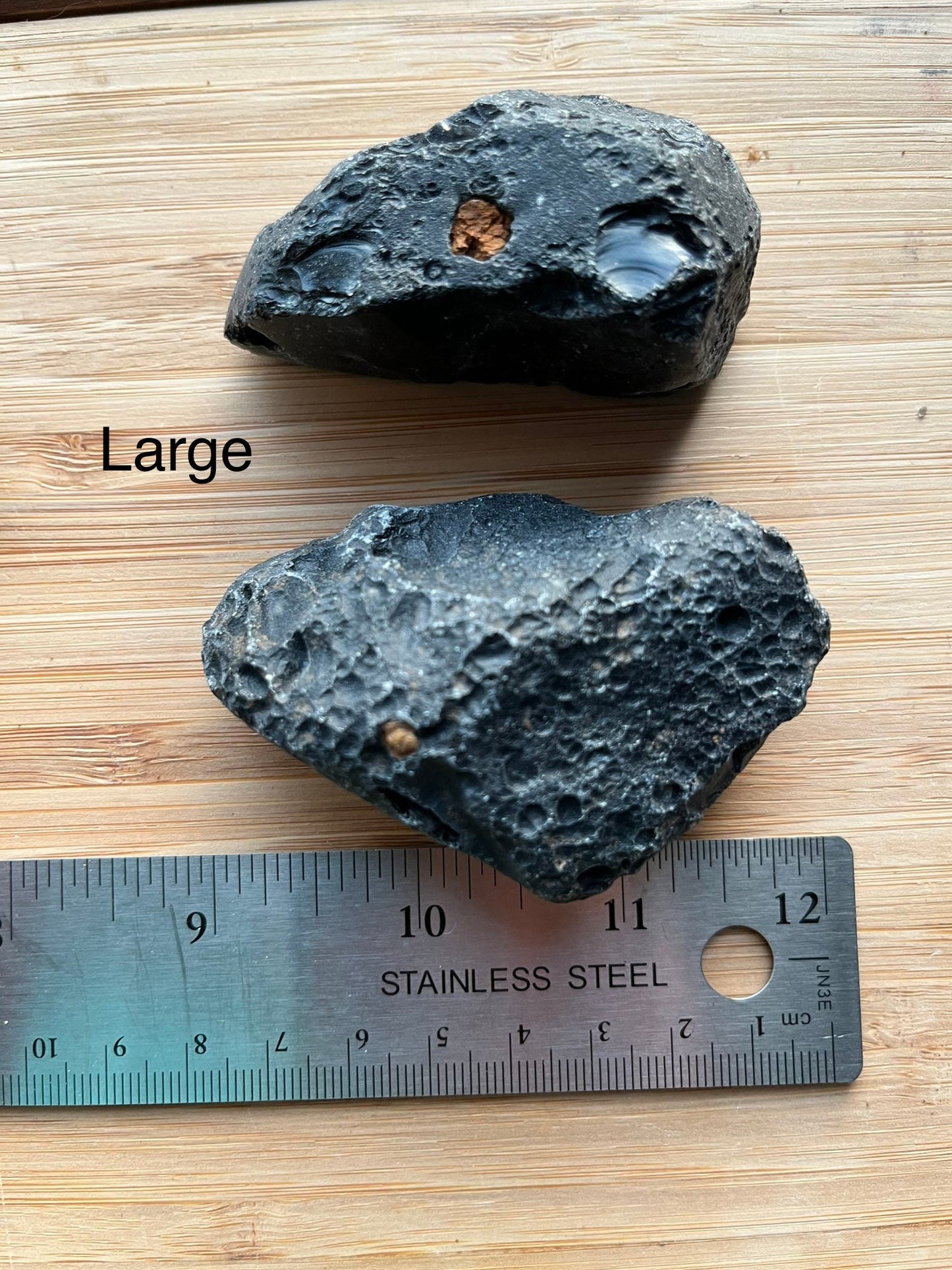 Tektite meteorite debris